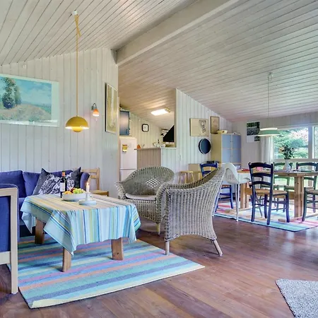 Loreia - 200m From The Sea By Interhome Tatil Evi *