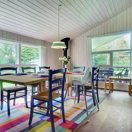 Loreia - 200m From The Sea By Interhome