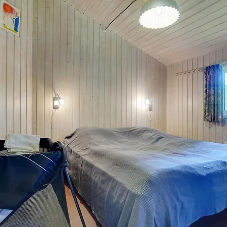 Loreia - 200m From The Sea By Interhome Bøtø By